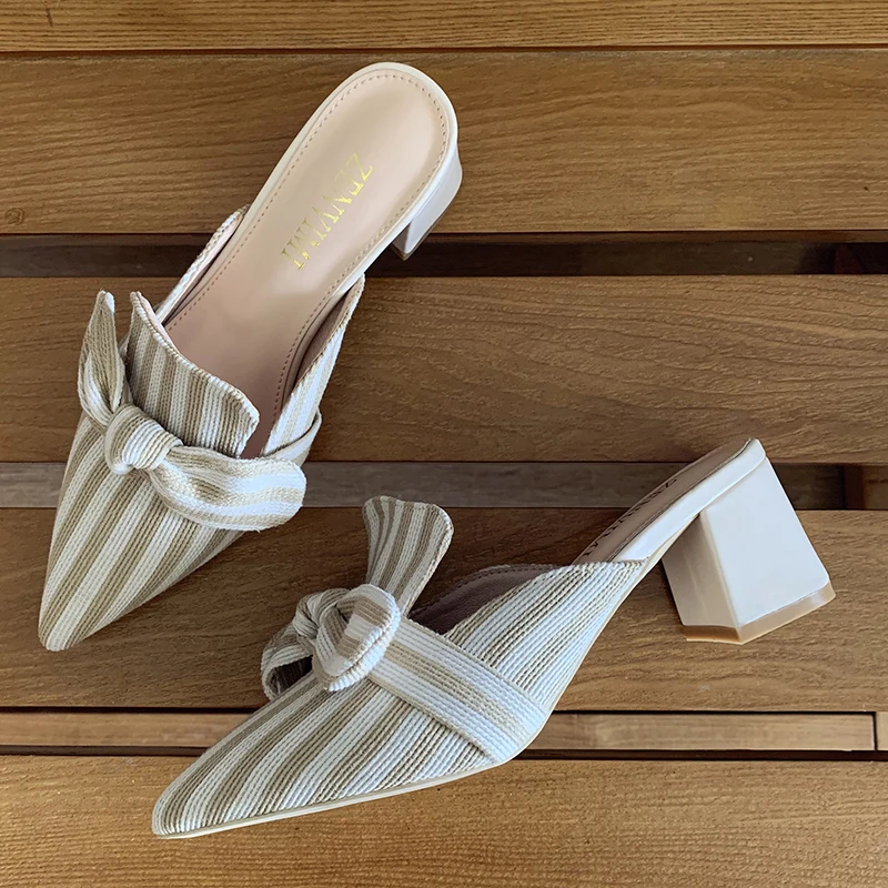 2023 Sandals Women Fashion Luxury Designers Black White Striped Butterfly Knot Pointed Slipper Slides Low Heels Woman Shoes