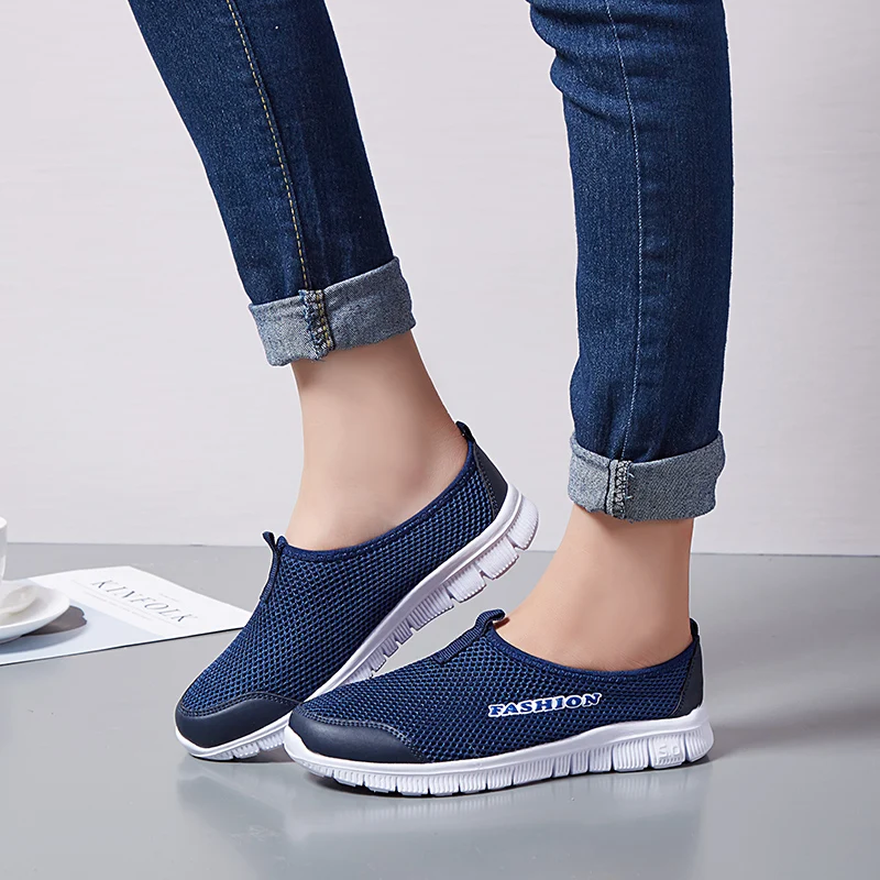 

Spring Summer Women Sneakers Breathable Mesh Light Flat Loafers Casual Shoes Women Fashion Outdoor Walking Shoes Plus Size 35-43