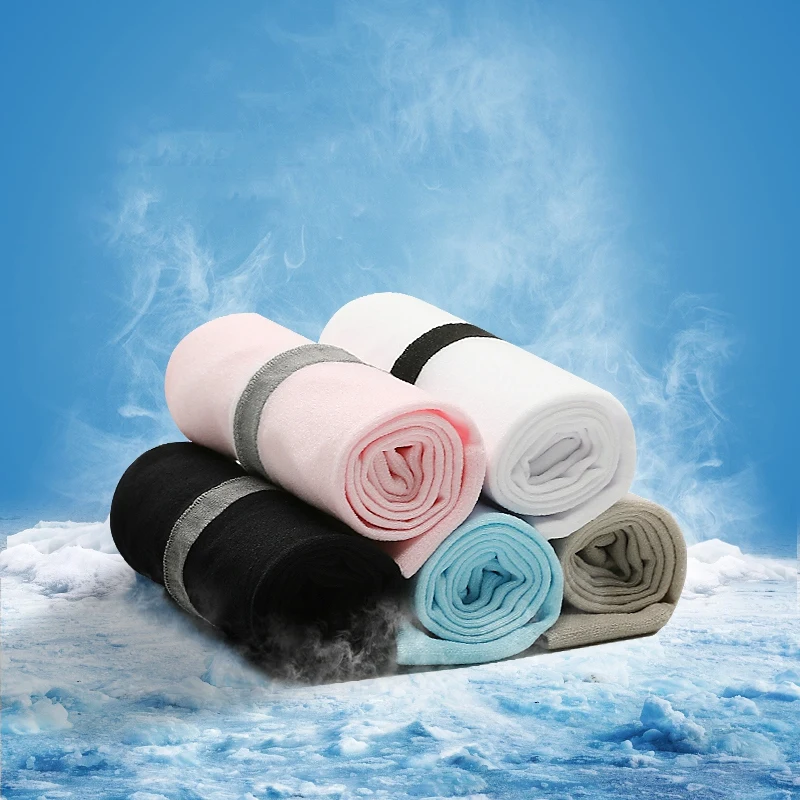 Удобный и дышащий спортивный рукав ice sleeve подходит для различных видов спорта на открытом воздухе, таких как баскетбол и волейбол