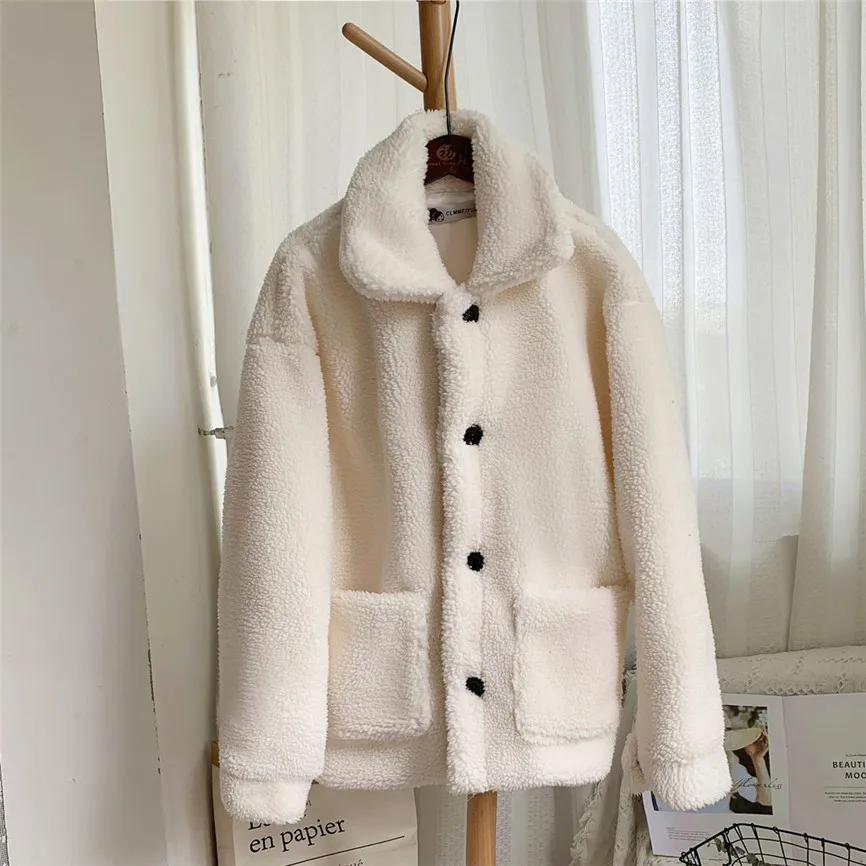 Пальто женское однотонное короткое с длинным рукавом утепленная одежда из