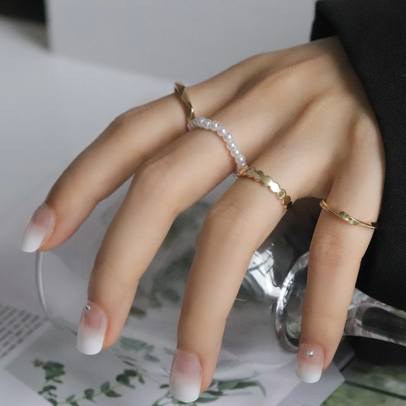 

New Fashion Simple Korean Finger Rings Sets for Women 2021 Trendy Chic Imitation Pearl Circles Forefinger Ring Femme Bijoux