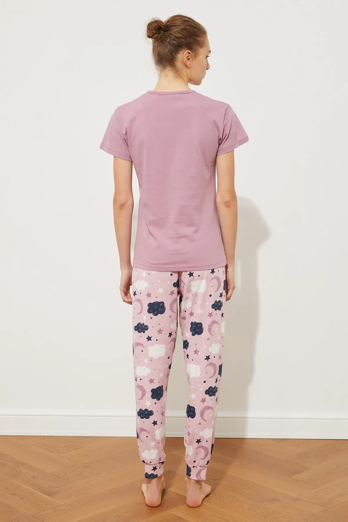 

Trendyol Printed Knitted Pajamas Set THMSS21PT0838