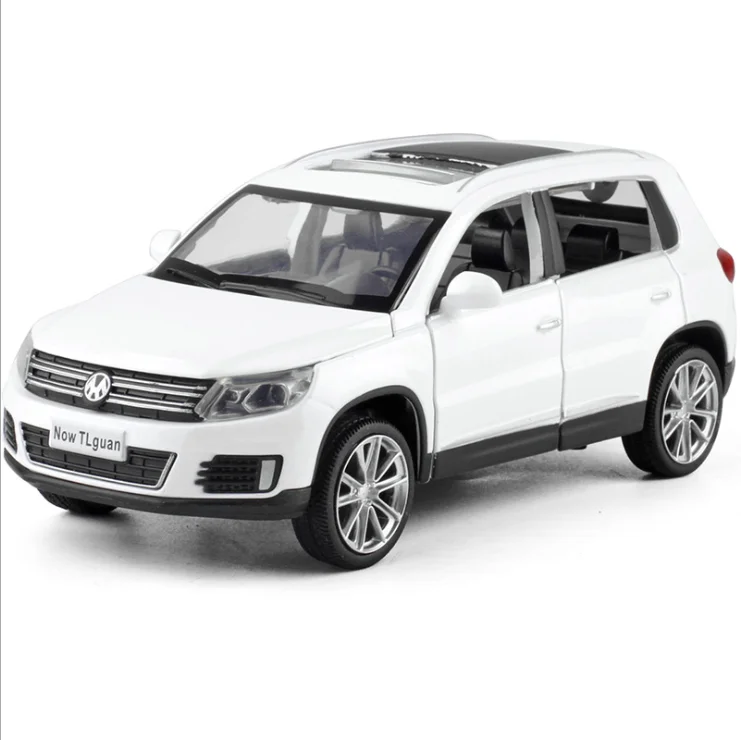 1: 32 имитация Tiguan внедорожник из сплава открытая дверь акусто-оптический возврат
