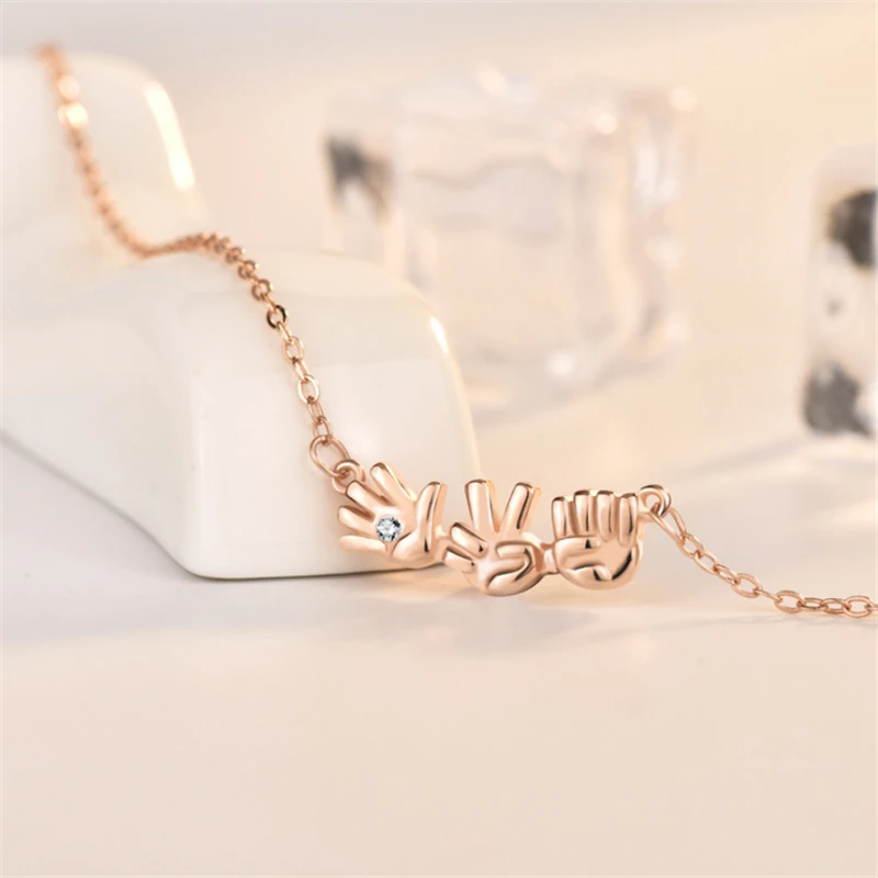 

2 Colors 2019 Korean Fashion Rock Paper Scissors 520 I Love You Pendant Necklace Rose Golden Sliver Creative Christmas Present