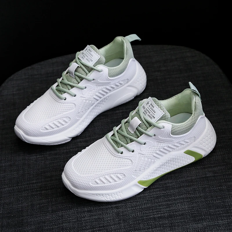 

Explosive Couple Lightweight Breathable Jogging Sneakers Rubber Eva Soft Comfortable Step Shoes Women Casual Bright Tennis Shoe
