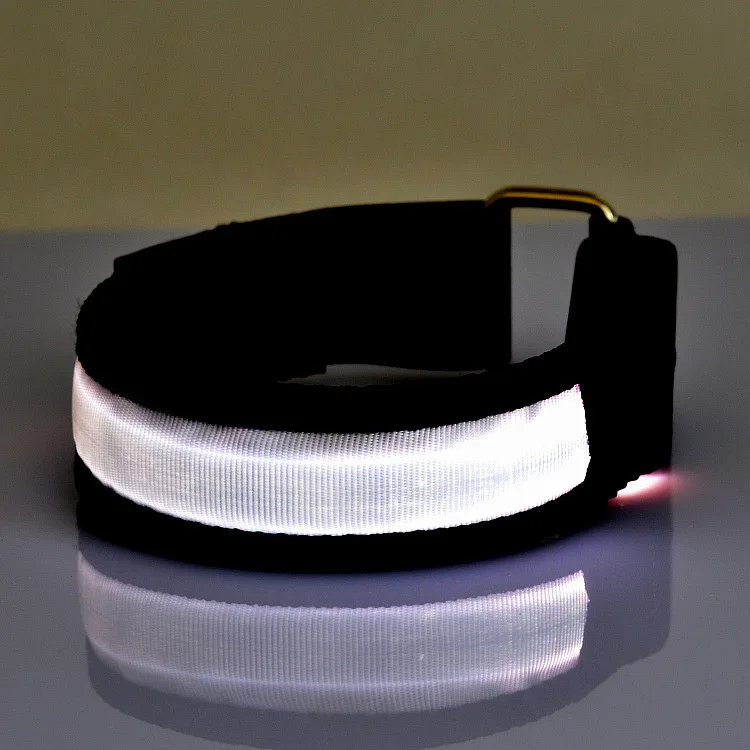 Мигающий светильник светодиодный для собак Регулируемый ошейник маленький