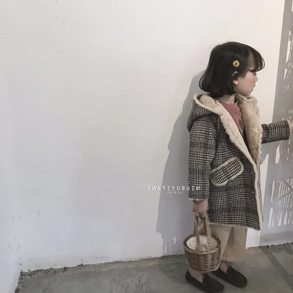 Зимнее пальто для девочек клетчатый Анорак вельветовое утепленное маленьких