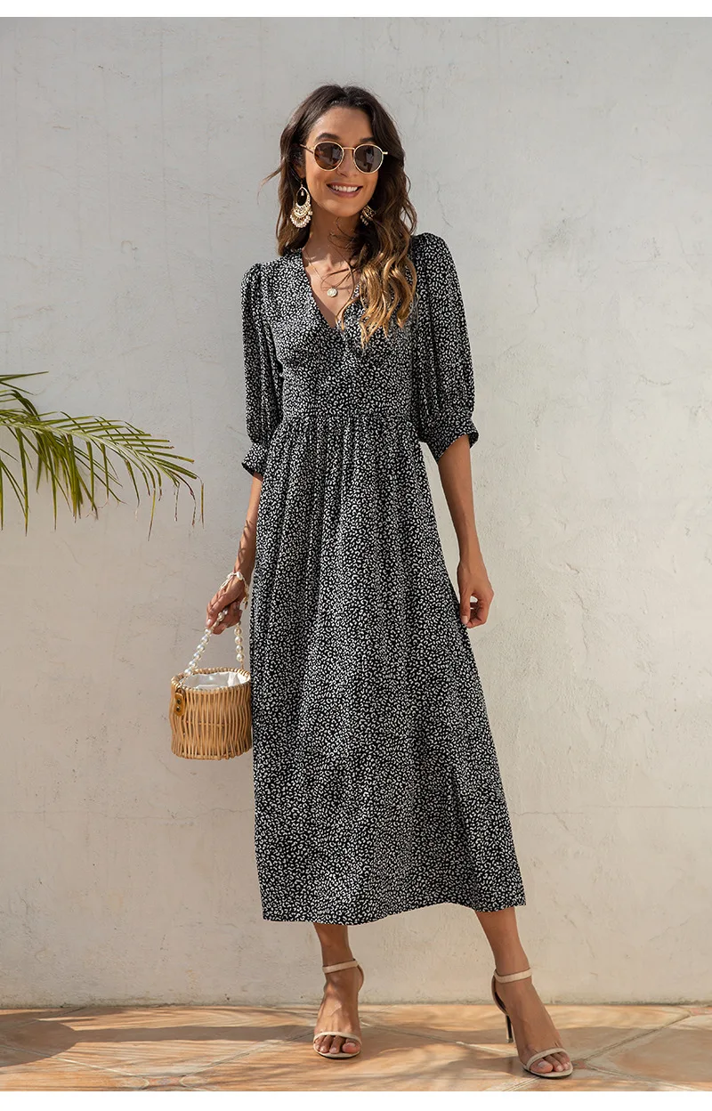 

2021 Summer New Style V-neck Sexy Fashion Print Long Skirt Plus Size Dress Bohemian Style Women's Mid-sleeve Large Swing Dress