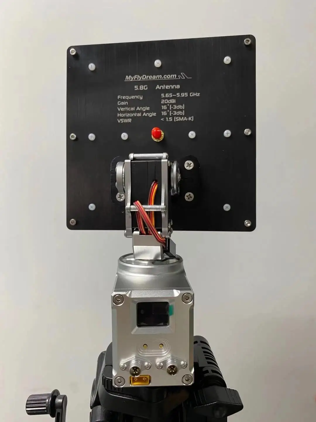 Дешево MyFlyDream MFD 5,8 ГГц 20dBi антенна с высоким коэффициентом усиления FPV со стандартными/стандартными кабелями для летательного аппарата дальнего рад... Продажа MyFlyDream MFD 5,8 ГГц 20dBi антенна с высоким коэффициентом усиления FPV со стандартными/стандартными кабелями для летательного аппарата дальнего рад...