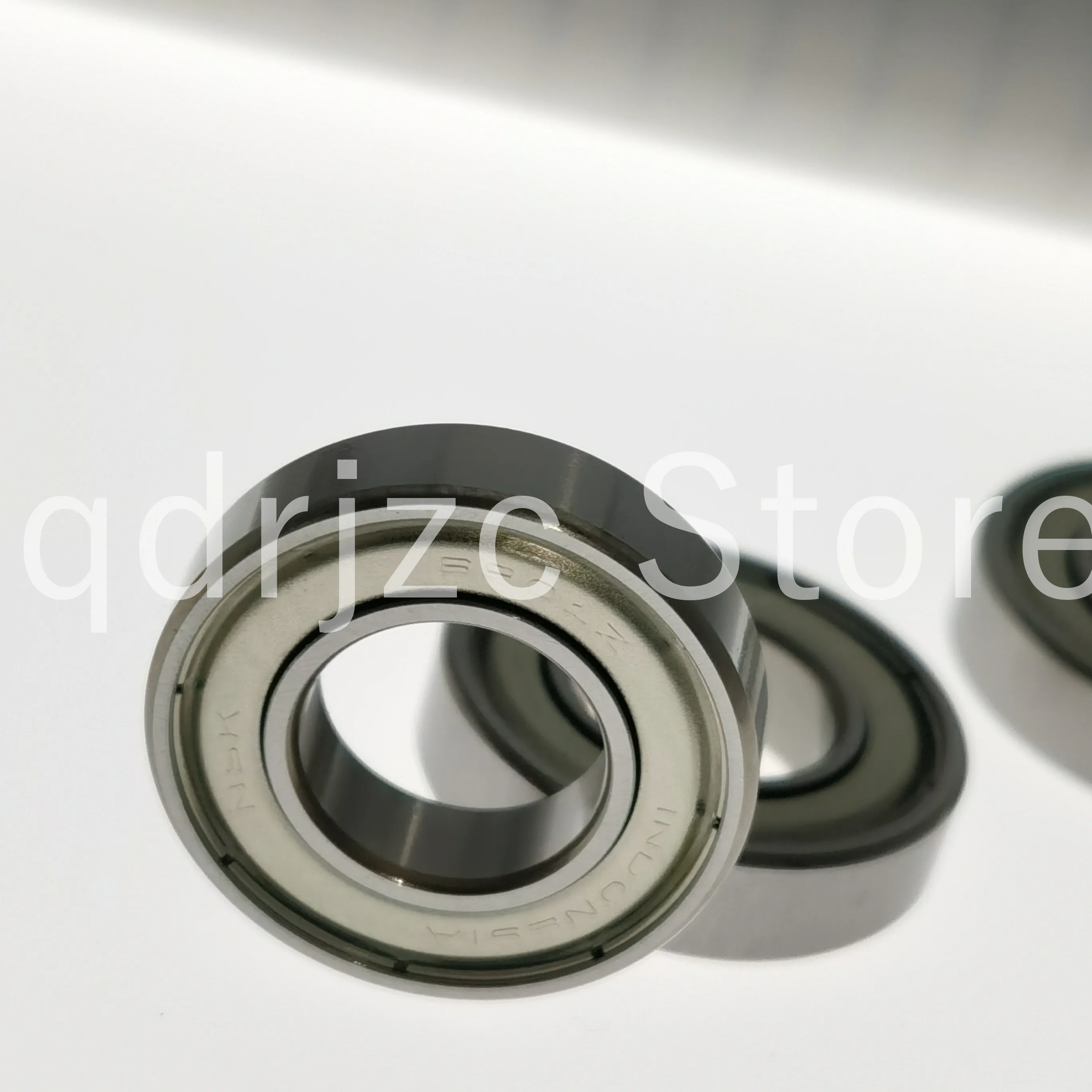 Шариковый подшипник NSK 6901ZZ2CM = 61901-2Z с глубоким желобом 6901Z 12 мм 24 6 |