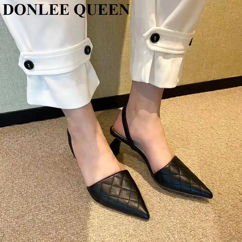 На тонком среднем каблуке декорированные бусинами Шлёпанцы для женщин Женские