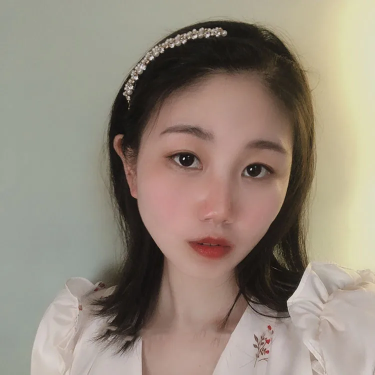Korea Vintage Baroque Hairband Women White Champagne Rhinestone Headband Elegant Court Hair Accessories Hearwear Party Gifts |