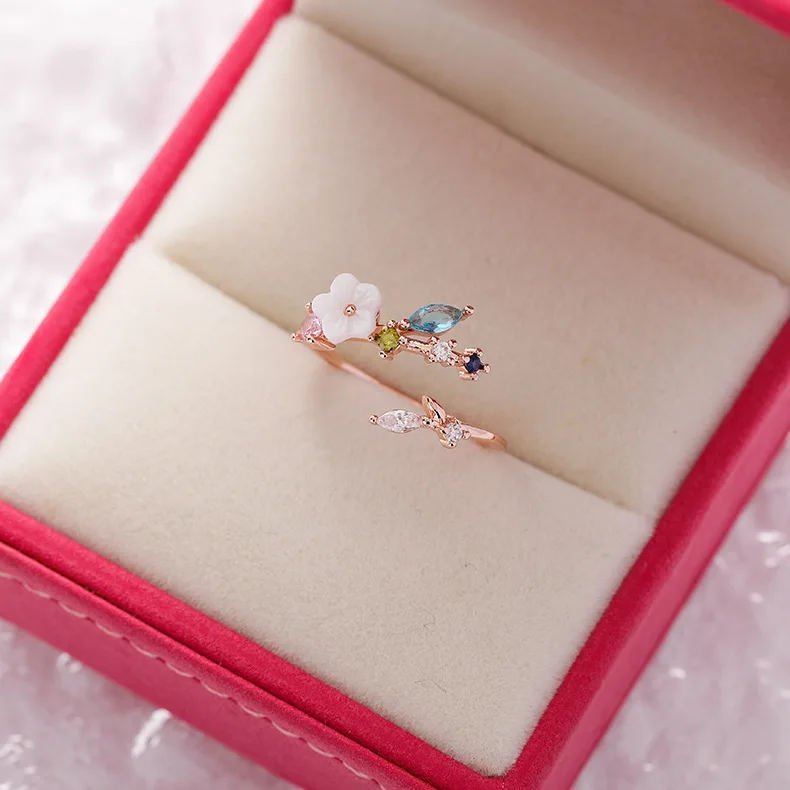 

Korea's New Exquisite Crystal Flower Ring Fashion Temperament Sweet Versatile Love Opening Ring Female Jewelry