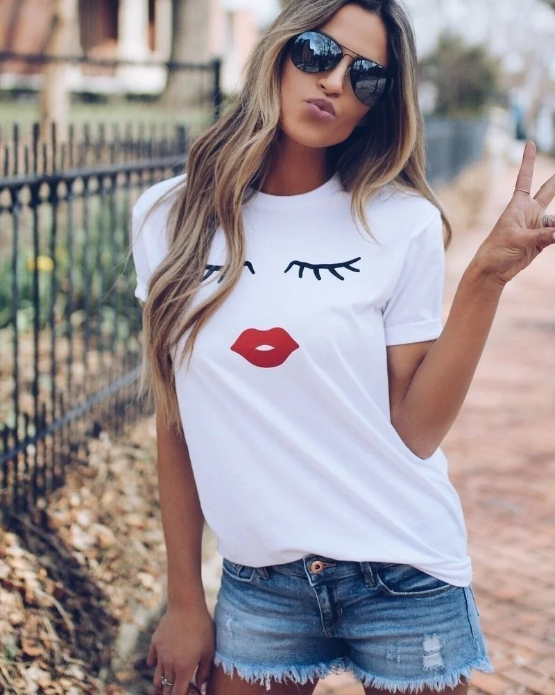

Fashion Women Summer T Tee Festivals Classics Comfort Elegance Fall Tops Eyelash Lip Printed Casual T-shirt