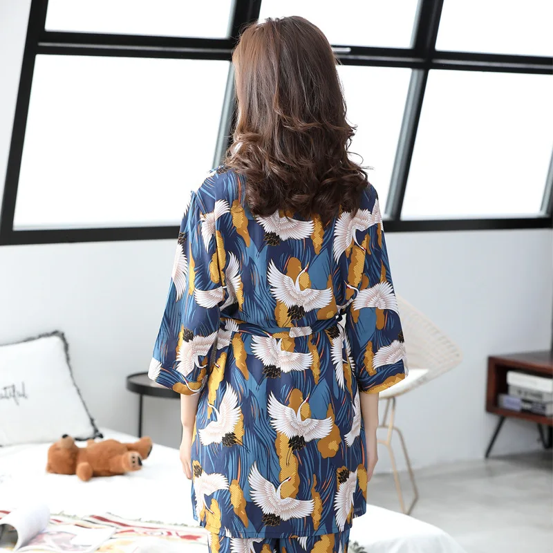 Весна и осень Поп 3 шт пижамы v-образным вырезом вискоза печать Женская Роскошная