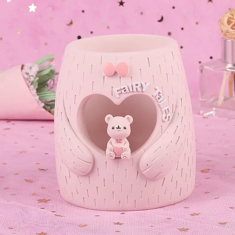 

Cute Student Pen Holder Resin Love Pen Bag Office Study Storage Box Stationery Desktop Creative Decoration Gift for Friends