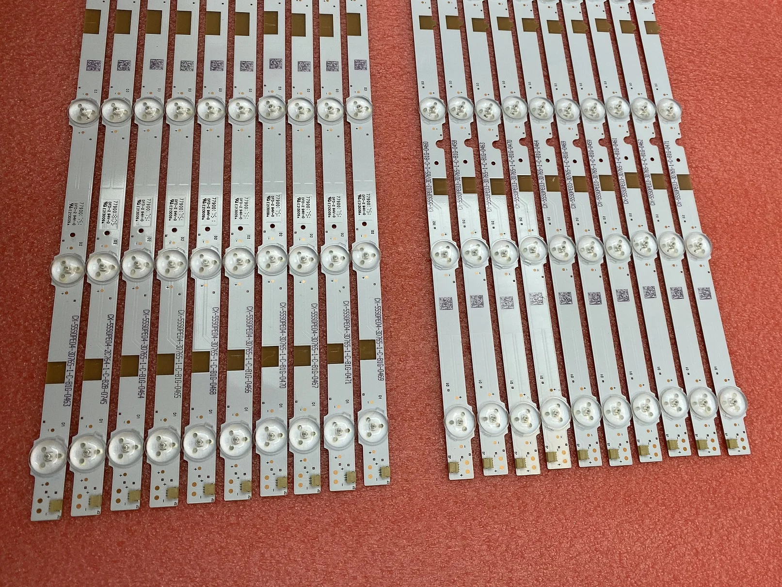 

New 20 PCS/set 7LED(3V) 575mm LED backlight strip for 55 inch TV LB55065 V0_04 V1_04 77900 E213009