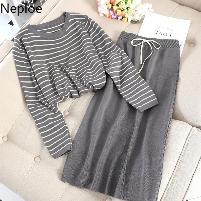 Neploe вязать Для женщин набор о образным вырезом Короткий полосатый свитер +