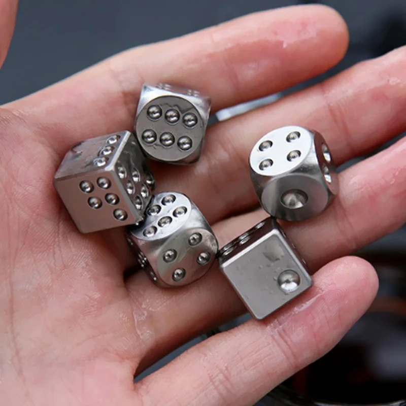A333 EDC titanium alloy dice solid TC4 six-sided lucky iced cooling Outdoor gadgets | Спорт и развлечения