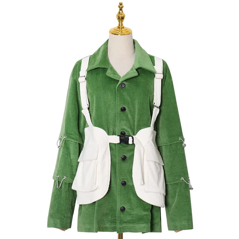 

In the spring of 2021 the new fashion temperament British bump joining big pocket lapel coat lapels