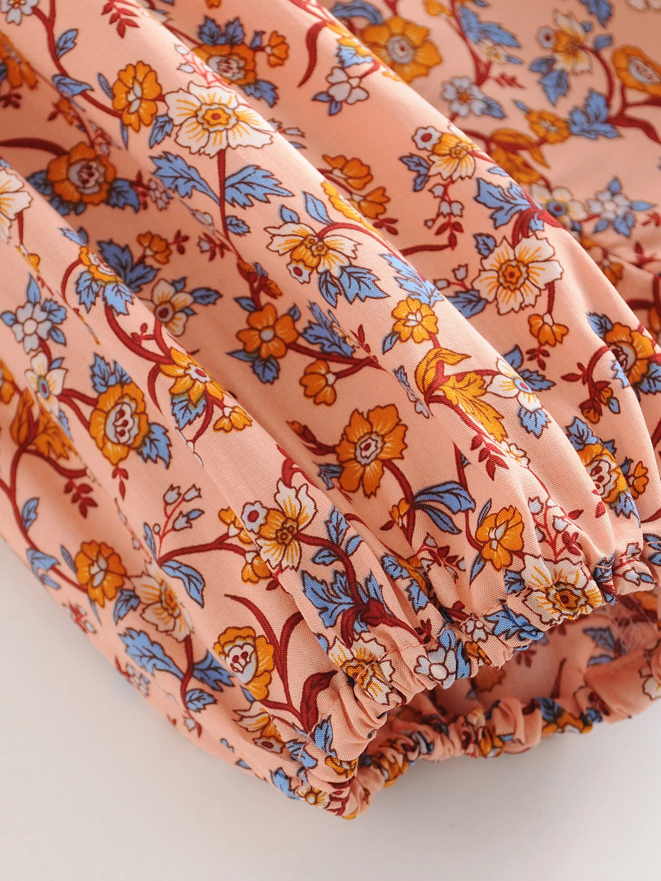 Блузка женская с цветочным принтом длинным рукавом и круглым вырезом | Женская