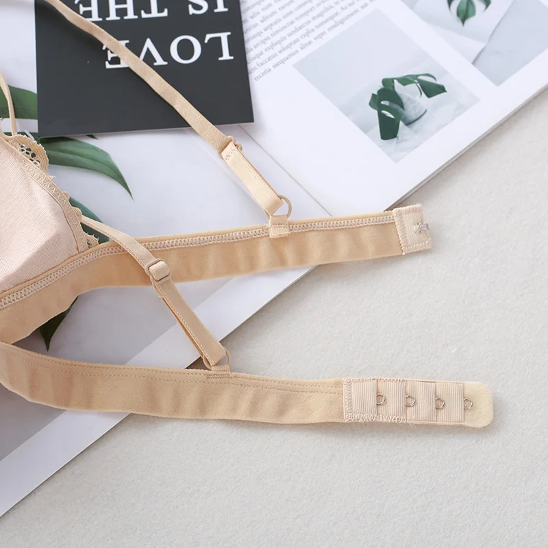 

1PC French Style Bralette Seamless Deep V Sexy Lace Bra Wireless Thin Underwear Sexy Lingerie Soft Bras for Women Girl