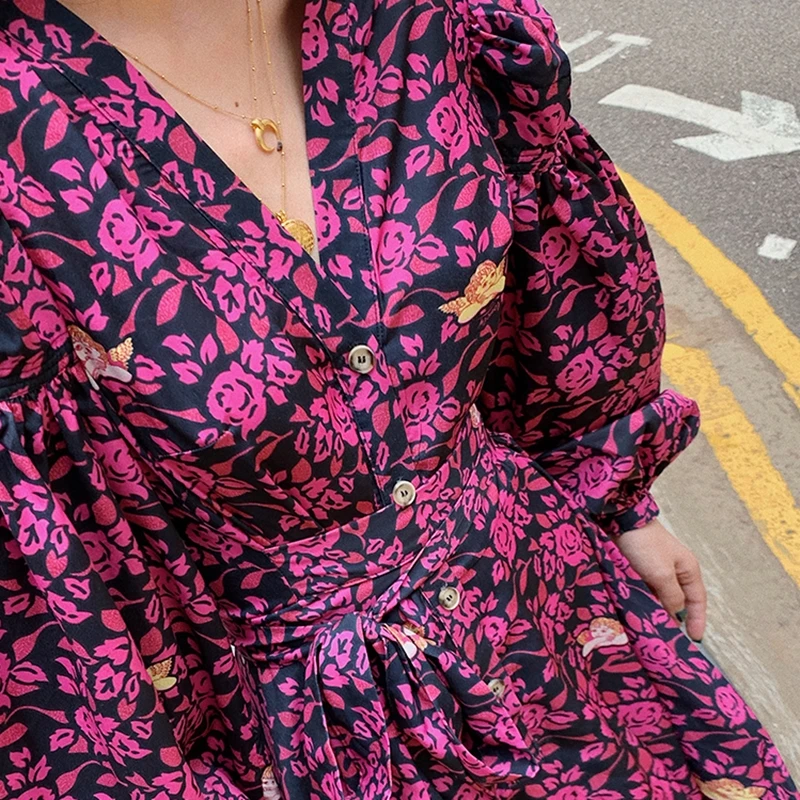 

Female Dress Sexy Chiffon Print V Neck Hollow Out Lantern Sleeve High Waistautumn and Winter Long Dresses Fashion Sweet New