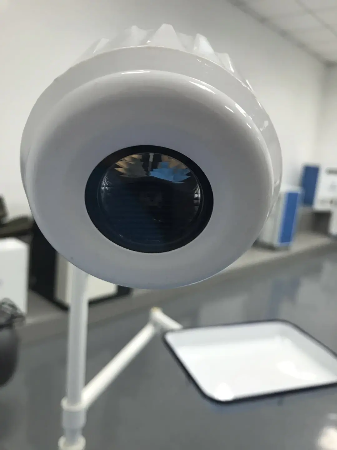 Портативный стоматологический стул TDOUBEAUTY с подставсветильник для холодного