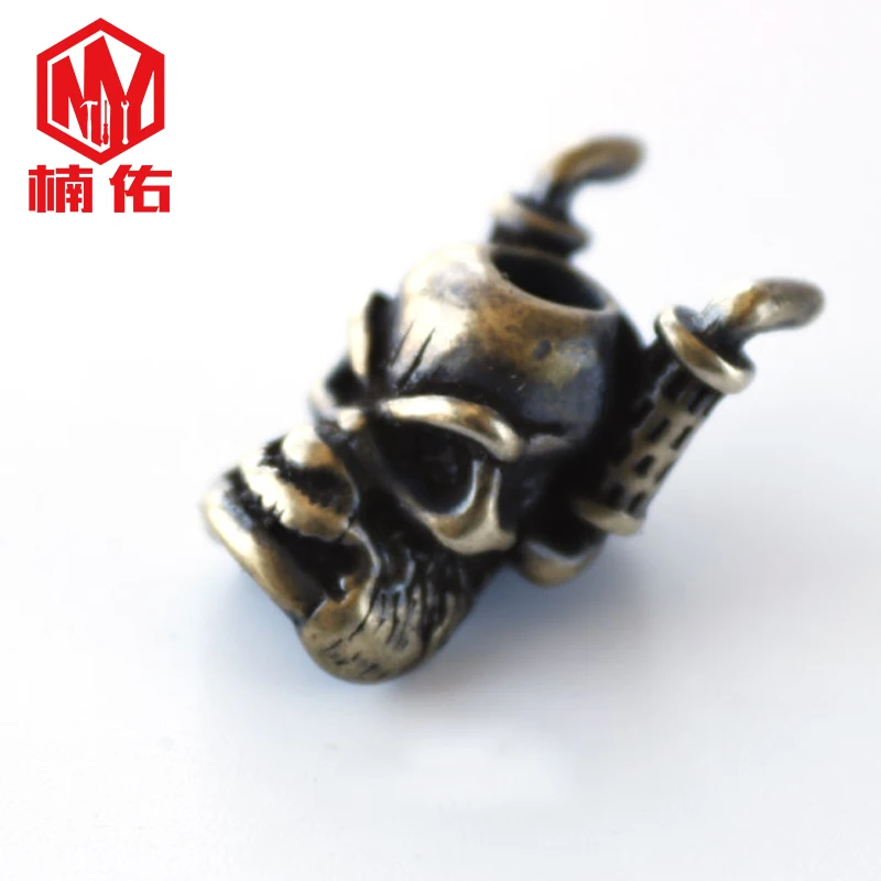 

Cupronickel Spotted Snake Trucker Pendant EDC Paracord Brass Knife Beads Outdoor Tool Accessories