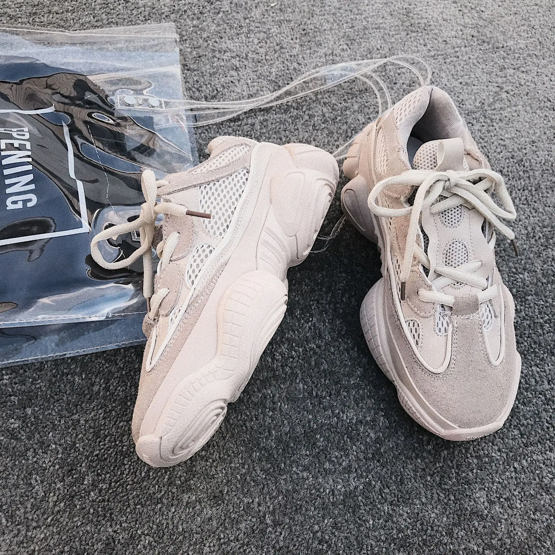 

2020 Vulcanize New Fashion Round Toe Lace-up Ladies Thick-soled Casual Shoes New Comfortable Breathable Increases Sports Shoes