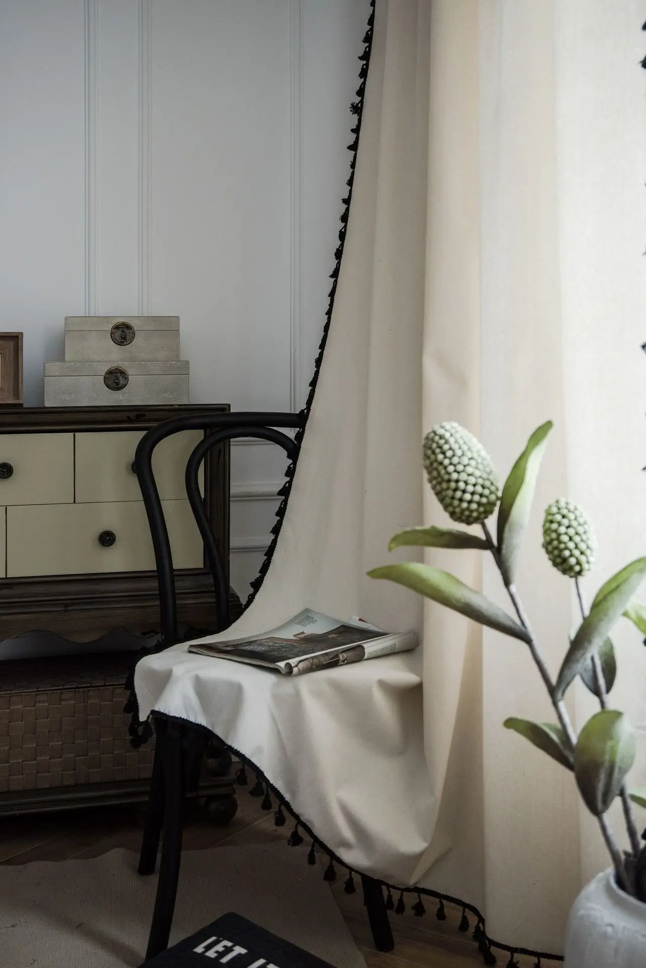 

Cotton and Linen Solid Color Black Tassels Semi-Shading Kitchen Simple Partition Bay Window Light Transmission Solid Curtain