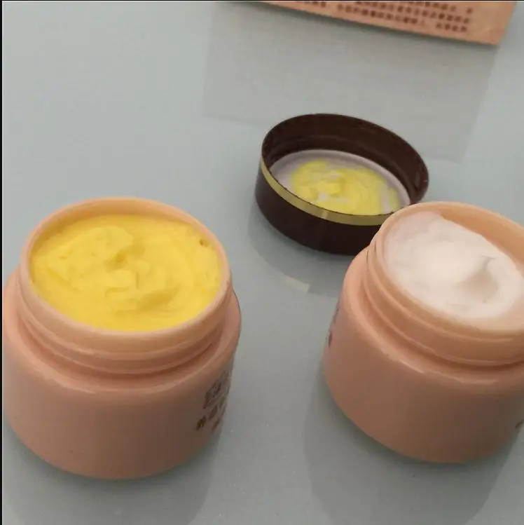 Отбеливающее средство от акне китайского производителя Paimei для удаления мелазмы