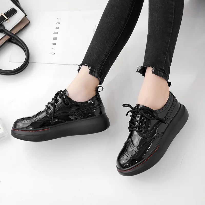 

Women Clogs Platform All-Match Round Toe British Style Female Shoes Shallow Mouth Casual Sneaker Oxfords Creepers New Preppy Dre