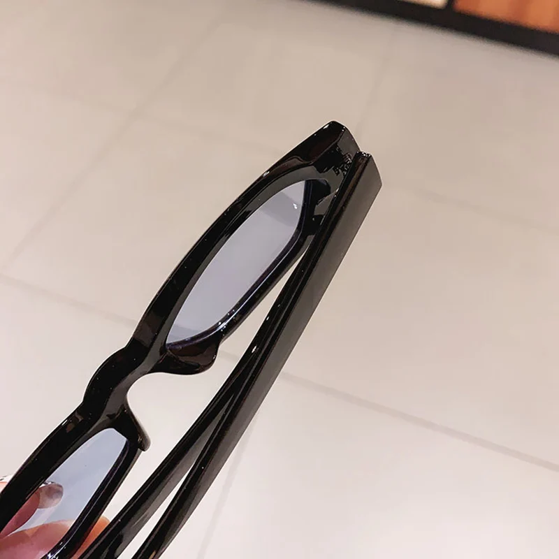 

SO&EI Fashion Small Cat Eye Women Sunglasses Vintage Jelly Tea Eyewear Men Trending Black Light Gray Sun Glasses Shades UV400