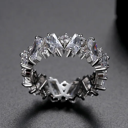 

Trendy Female Rainbow Crystal Stone Ring Charm Gold Color Thin Wedding Rings For Women Dainty Geometry Zircon Engagement Ring