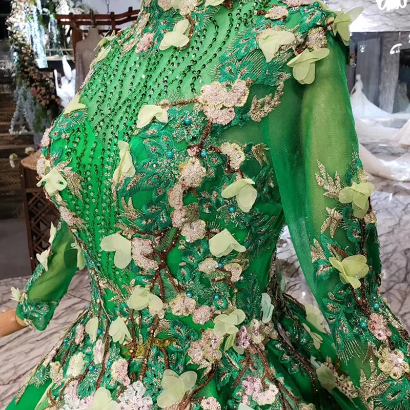 LS169901B зеленое вечернее длинное платье с вуалью высоким воротом длинными рукавами