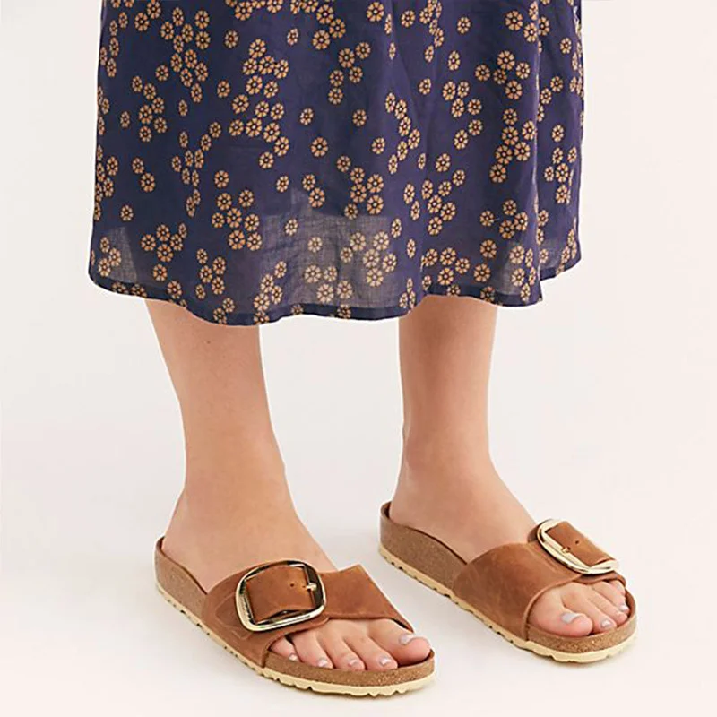 

Woman Slippers Buckle Strap Women's Shoes 2021 Summer Ladies Casual Light Slip On Outdoor Sandals Female Beach Platform Slipper
