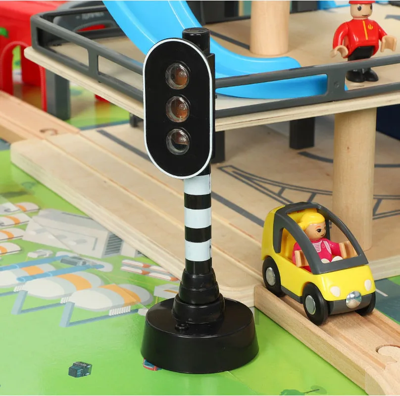 2019 новой имитирующей звук и светильник движения сигнала модель игрушка раннее