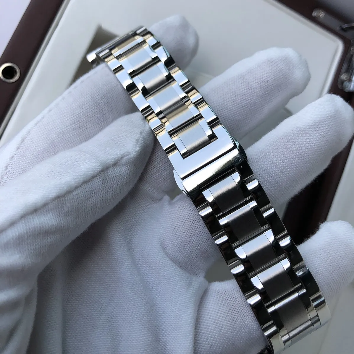 

Ремешок мужской механический из нержавеющей стали с застежкой-бабочкой и пятью бусинами, Ширина 20/22 мм