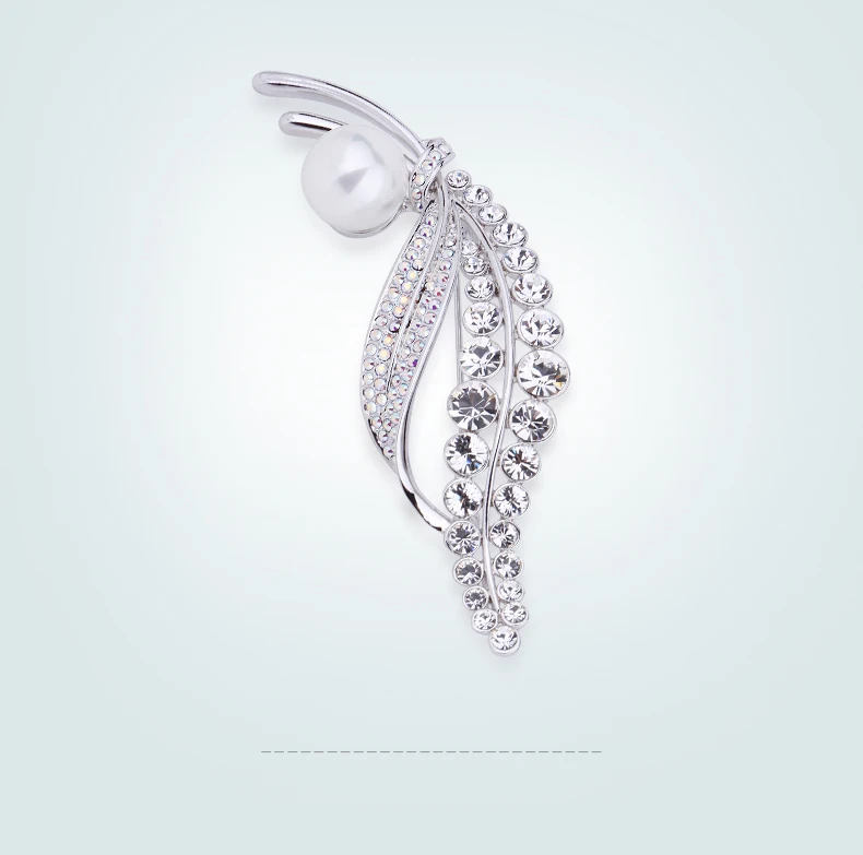 Женская брошка в форме цветов Warme инкрустированная цирконием и жемчугом из