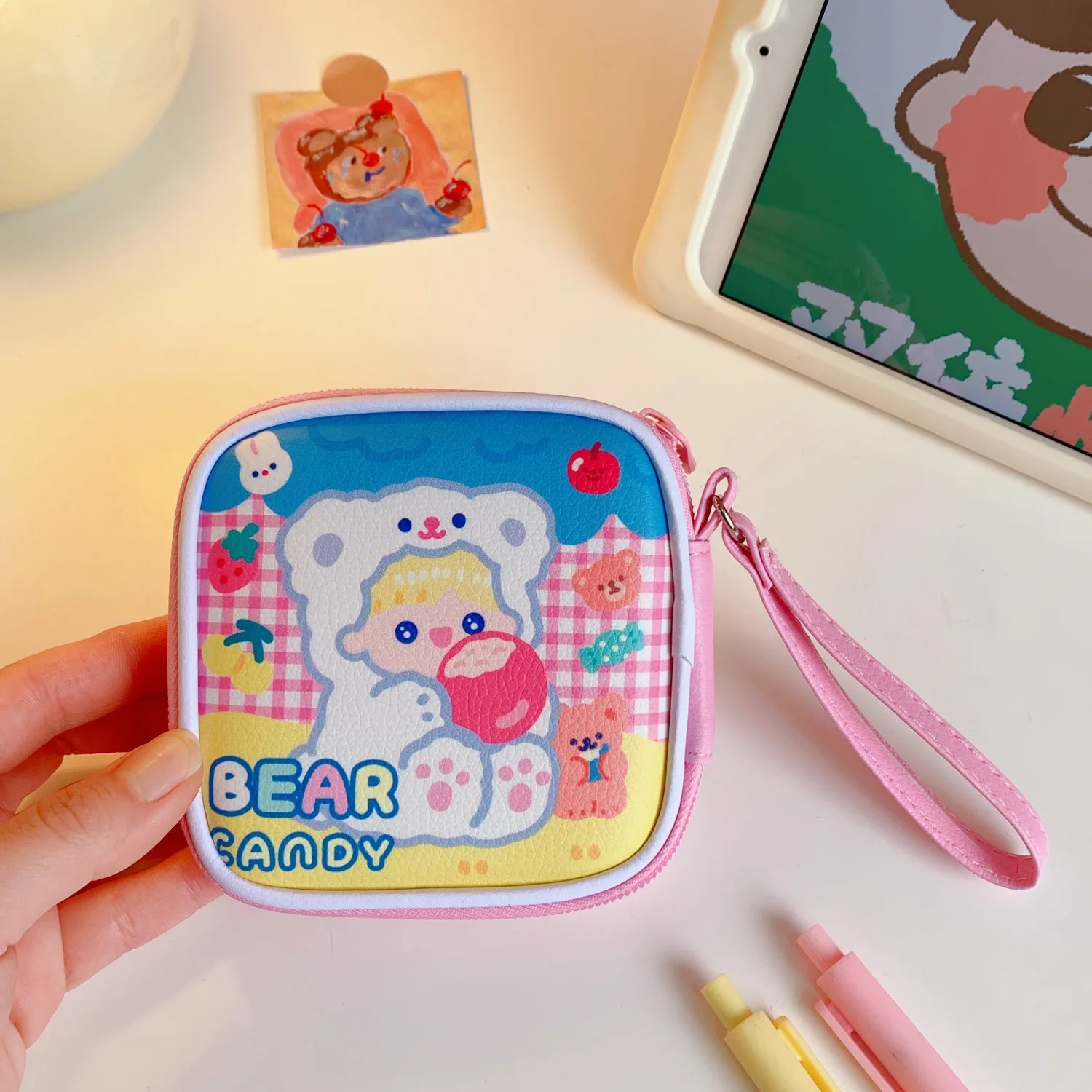 

W&G Cute Girl Mobile Phone Data Cable Charging Cable Storage Bag Cartoon Earphone Coin Bag Student Portable Handbag Female