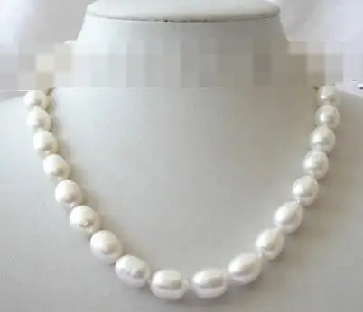 

10-11mm baroque white freshwater cultured pearl necklace m556