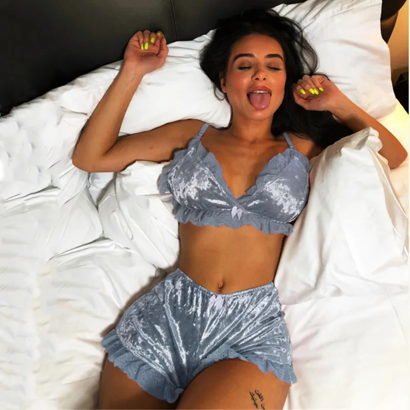 Комплект пижамный Женский бархатный с V-образным вырезом комплект из 2 предметов