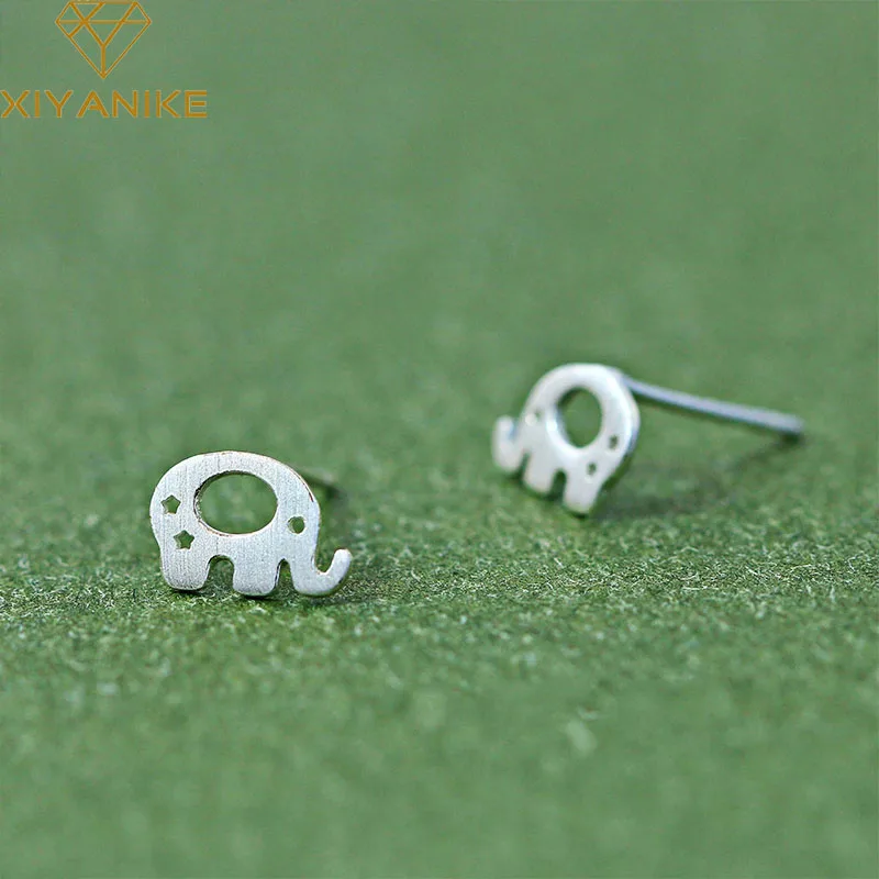 

Серьги-гвоздики женские из серебра 925 пробы, с полым слоном