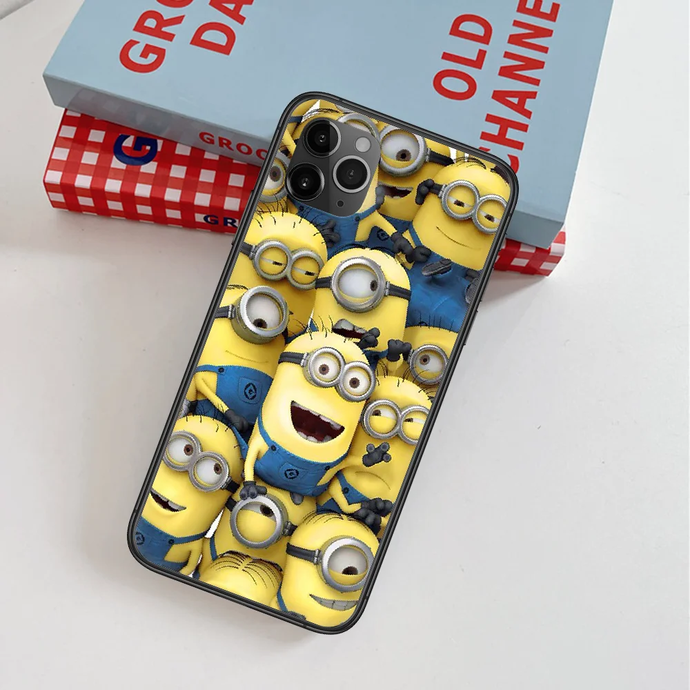 

Minione Cute Cartoon Banana Phone Case For IPhone 4 4s 5 5S SE 5C 6 6S 7 8 Plus X XS XR 11 12 Mini Pro Max 2020 black Hoesjes