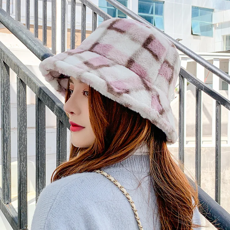 

New Fashion Plaid Faux Fur Womens Winter Bucket Hats Soft Warm Thick Fisherman Hats Lady Girl Panama Outdoor Travel Fishing Cap