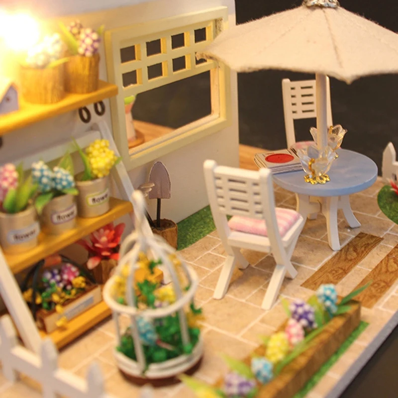 

Hoomeda-diy DIY Wooden House Thumbnails with Furniture DIY Miniature House Casa Doll House Toys for Children Birthday Gifts Box
