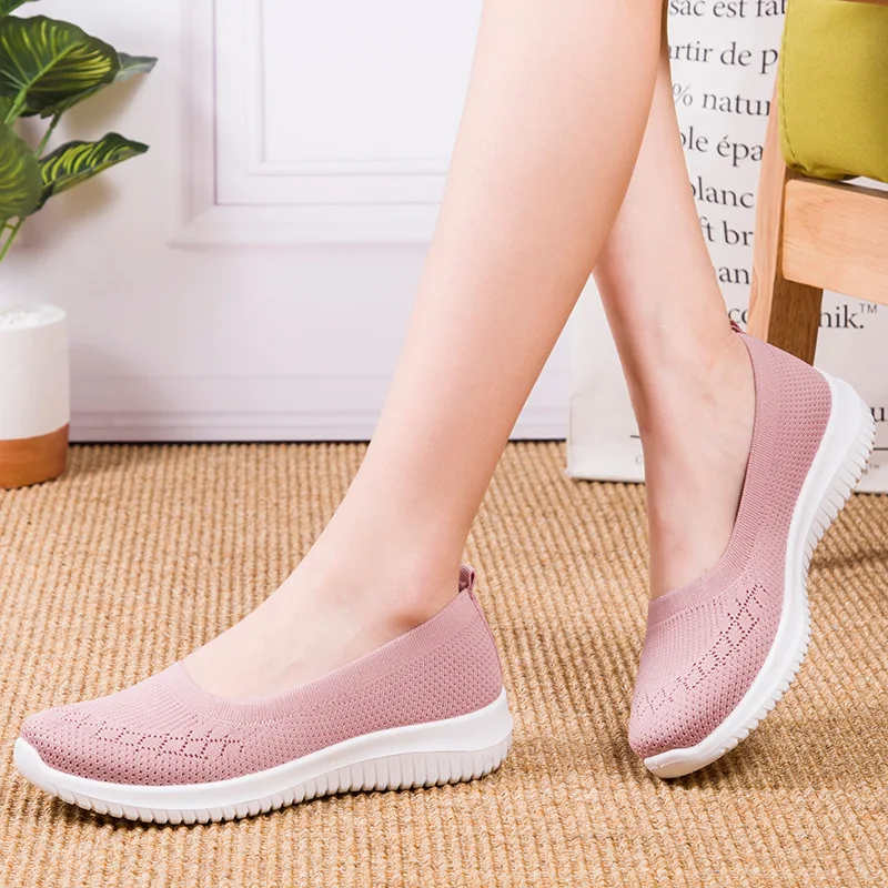 

2021 Hot Sale Women's Flat Shoes Summer Mesh Breathable Casual Flats Sneakers Ladies Knitting Shallow Comfort Walking Shoes