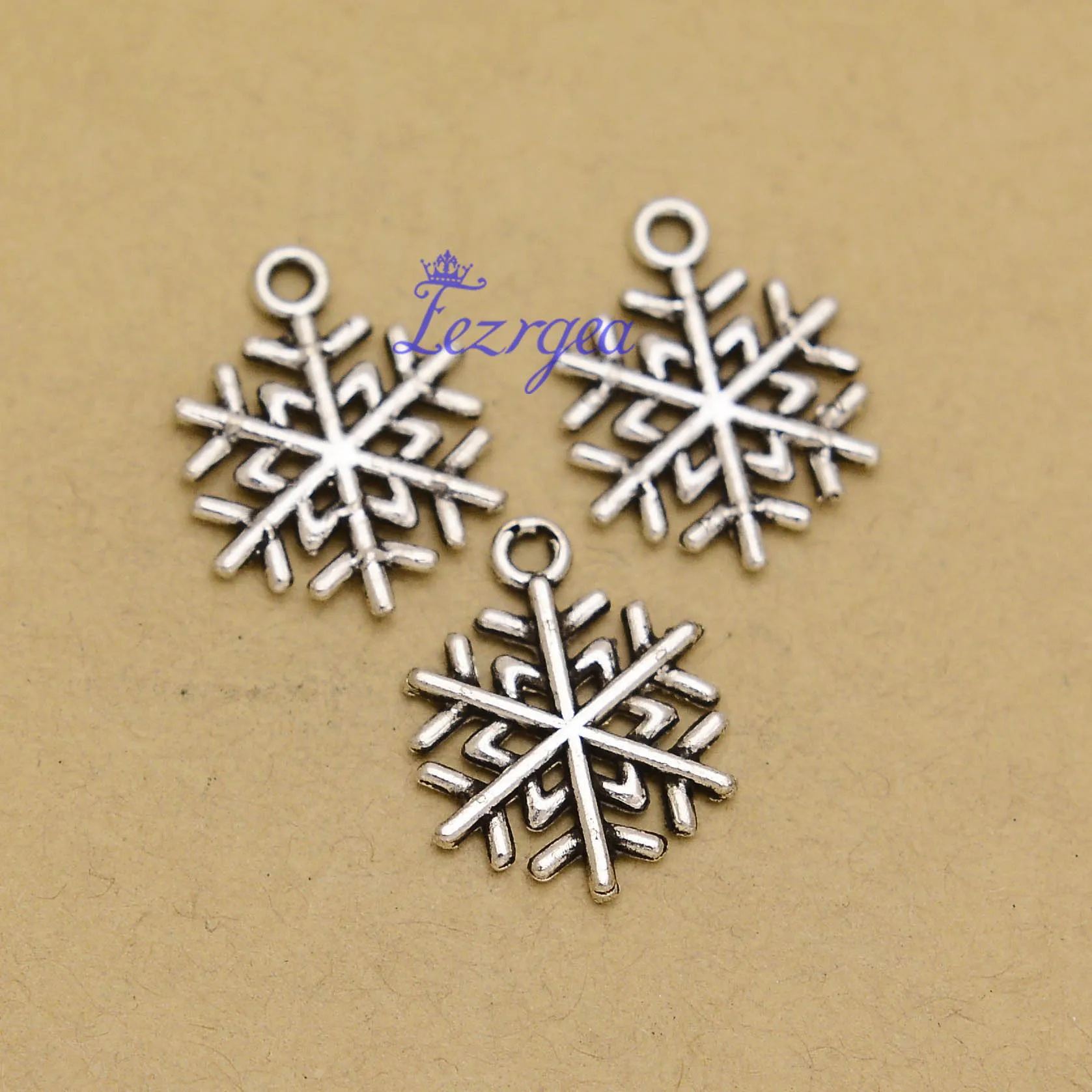 

30pcs/lot--15x19mm Antique Silver Plated Snowflake Charms Winter Christmas Pendants,DIY Supplies,Jewelry Making Accessories