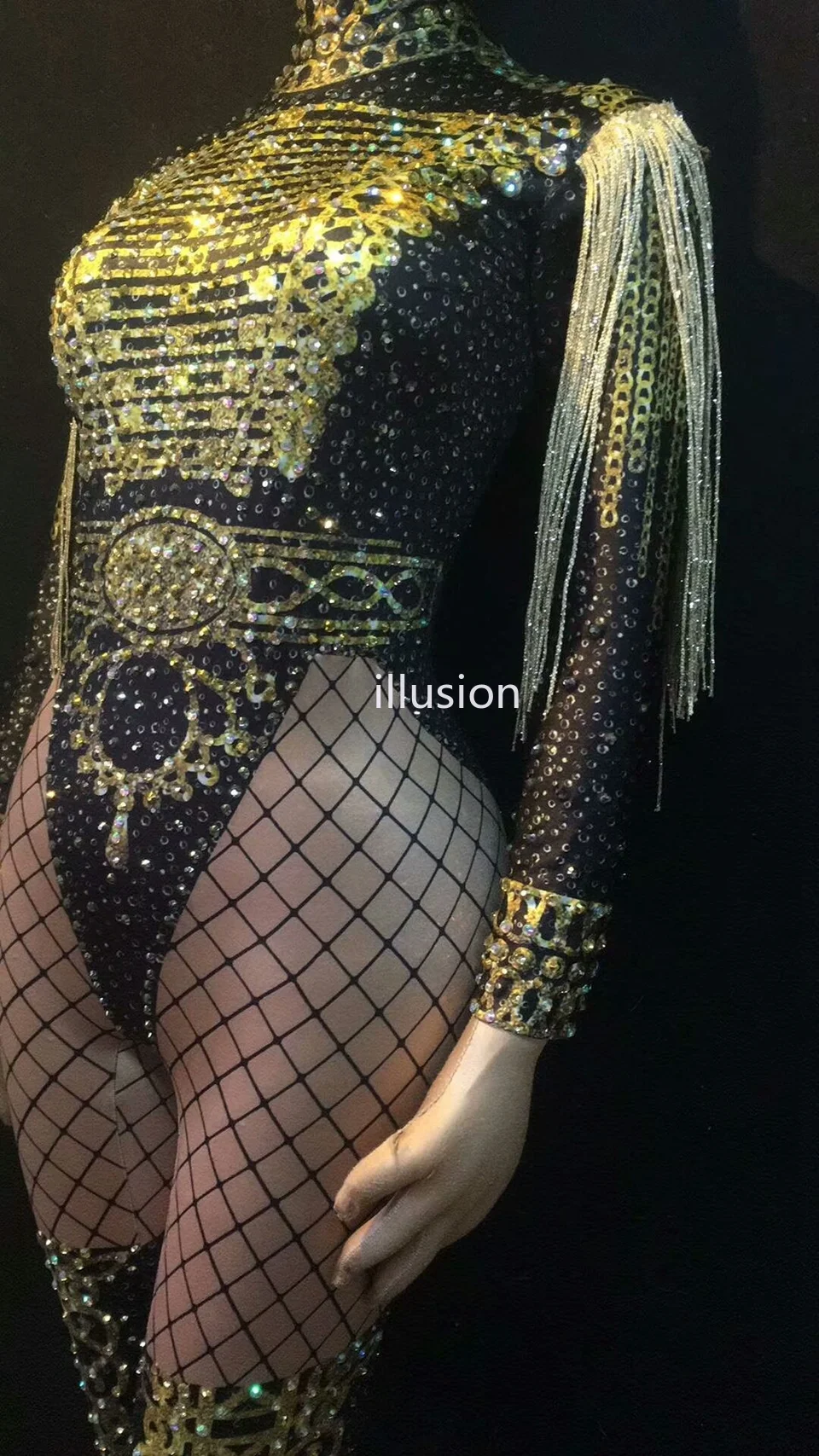 Женский спортивный костюм с золотыми кисточками и стразами | Тематическая одежда